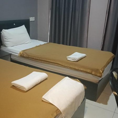 Ck Hotel Lumut Eksteriør bilde