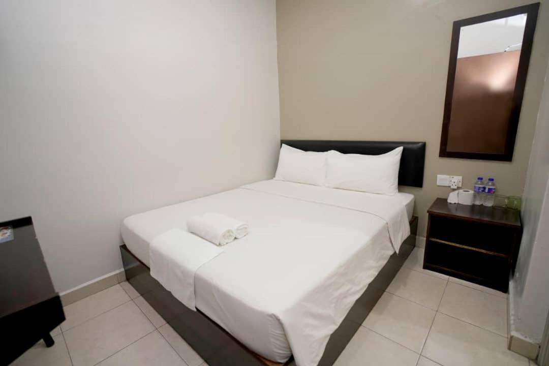 Ck Hotel Lumut Eksteriør bilde