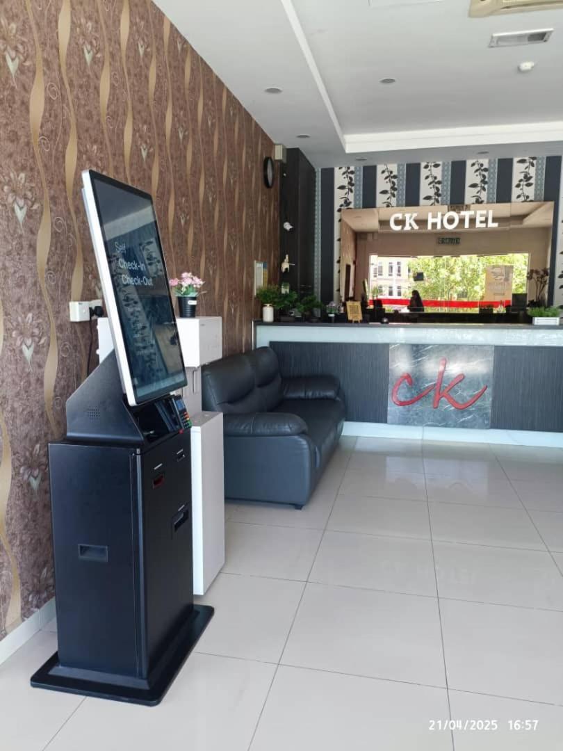 Ck Hotel Lumut Eksteriør bilde